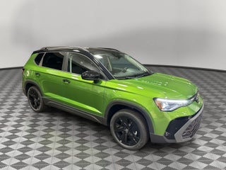 2026 Volkswagen Taos SE Black