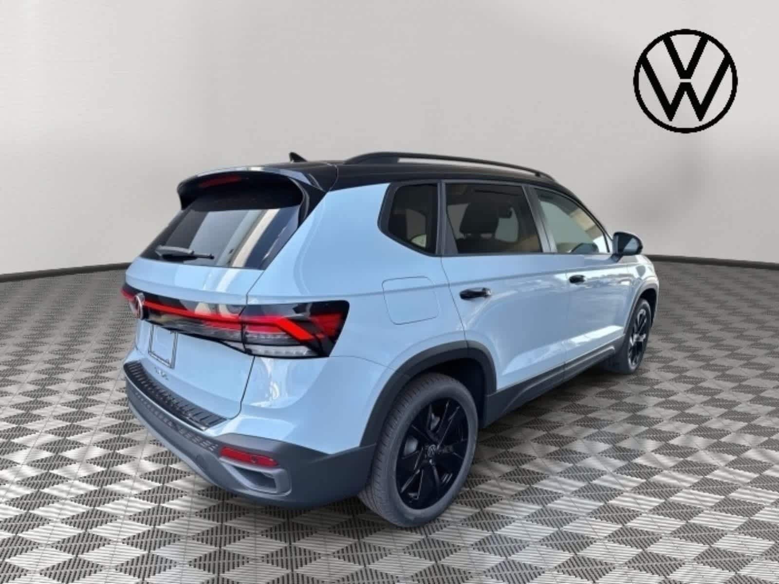 2026 Volkswagen Taos SE Black