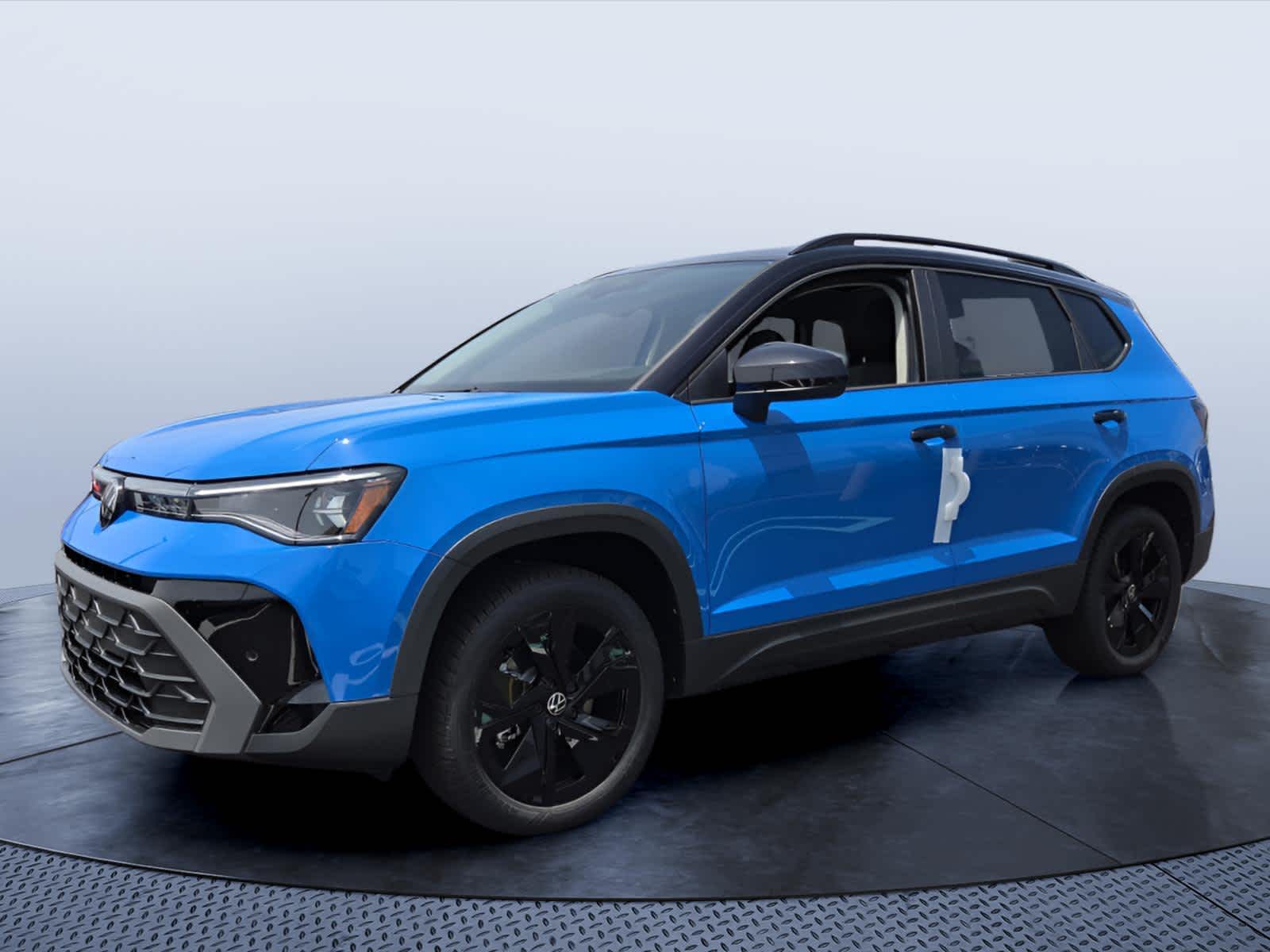 2026 Volkswagen Taos SE Black
