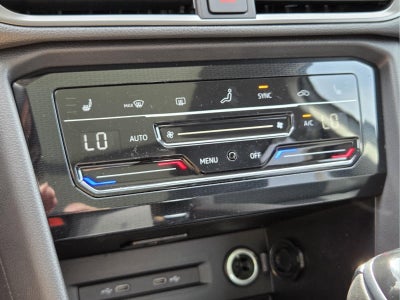 2026 Volkswagen Taos SE Black