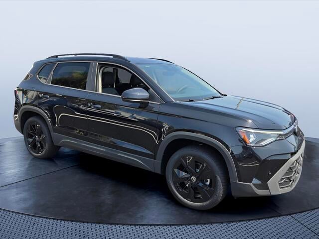 2026 Volkswagen Taos SE Black