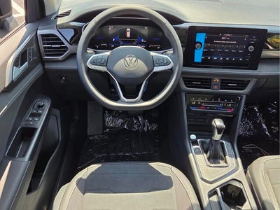 2026 Volkswagen Taos SE Black