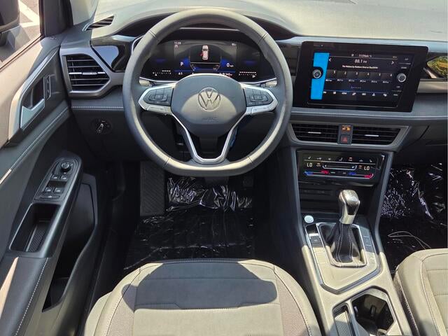 2026 Volkswagen Taos SE Black