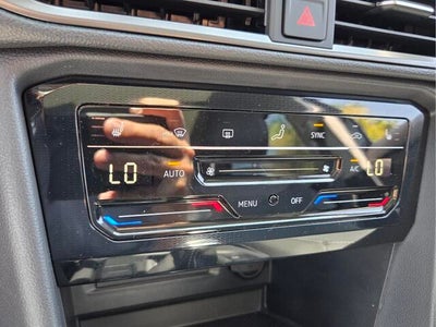 2026 Volkswagen Taos SE Black