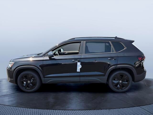 2026 Volkswagen Taos SE Black