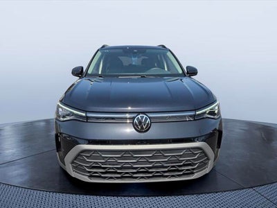 2026 Volkswagen Taos SE Black