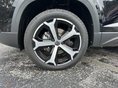 2026 Volkswagen Taos SEL