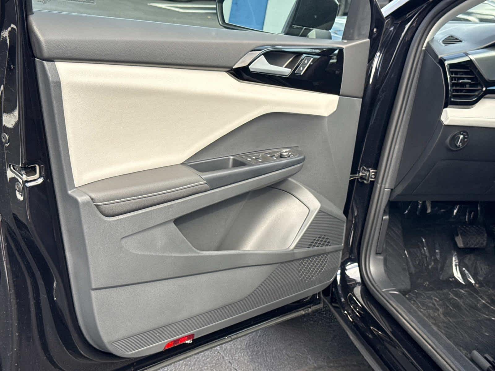 2026 Volkswagen Taos S