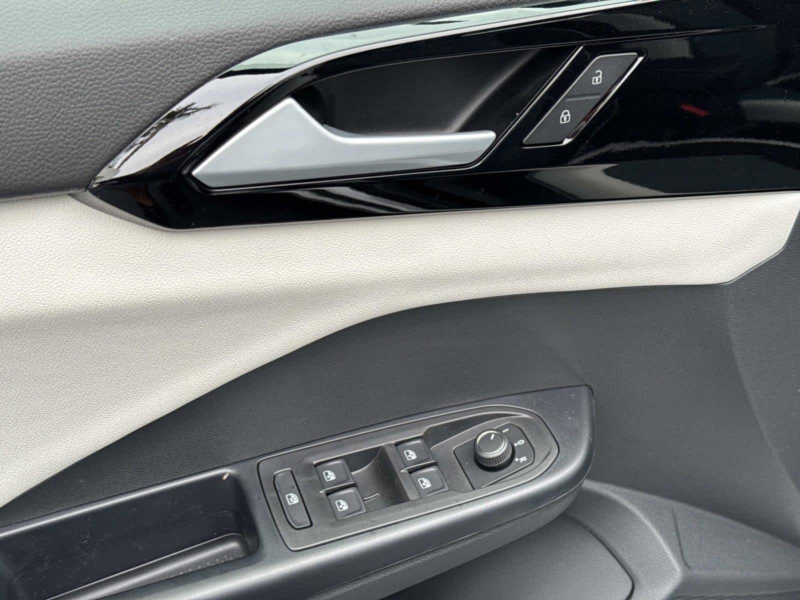 2026 Volkswagen Taos S