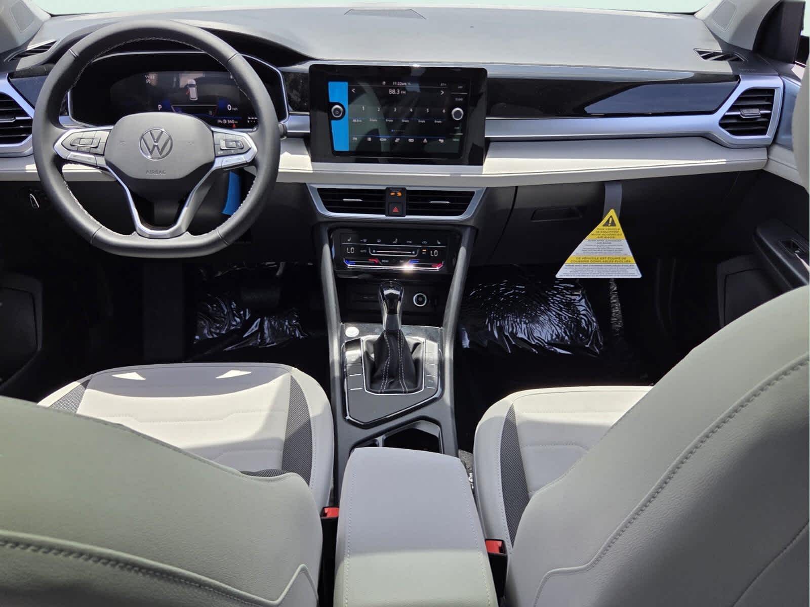 2026 Volkswagen Taos SE