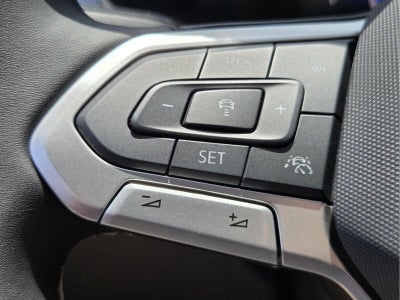 2026 Volkswagen Taos SE