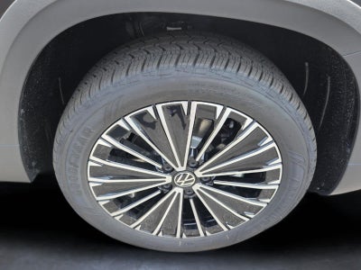 2026 Volkswagen Taos SE