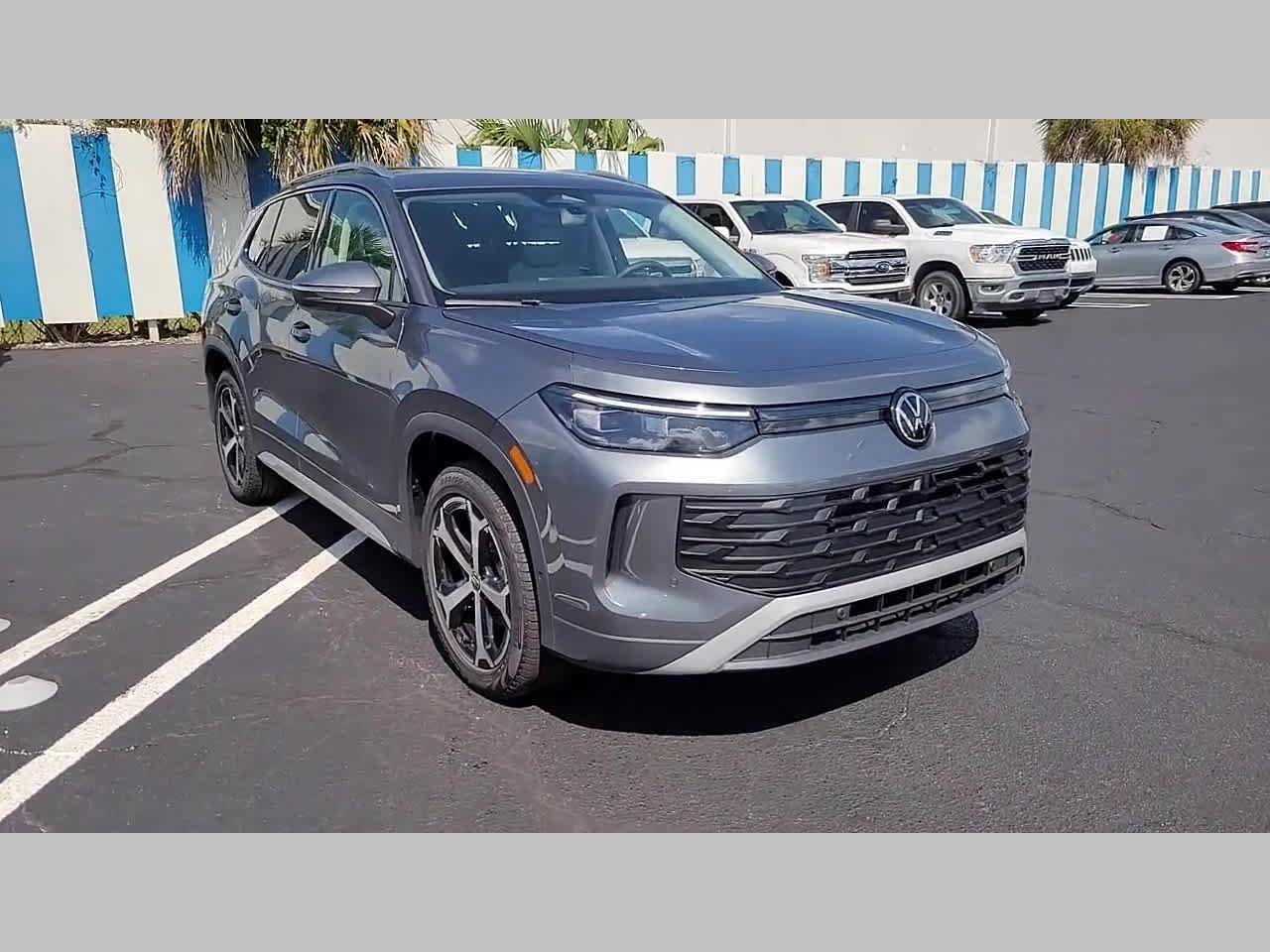 2025 Volkswagen Tiguan SE