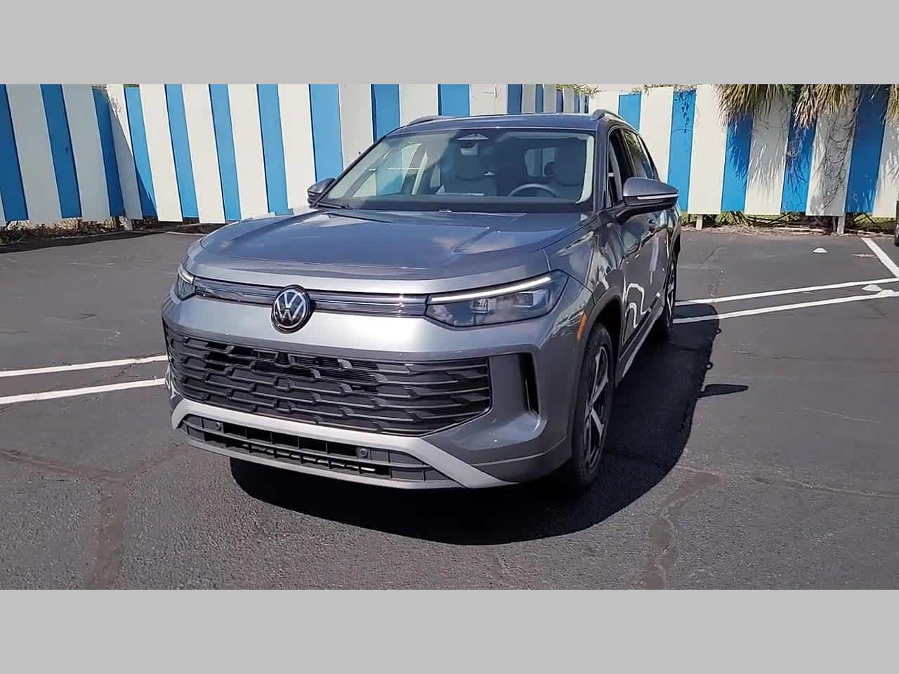 2025 Volkswagen Tiguan SE