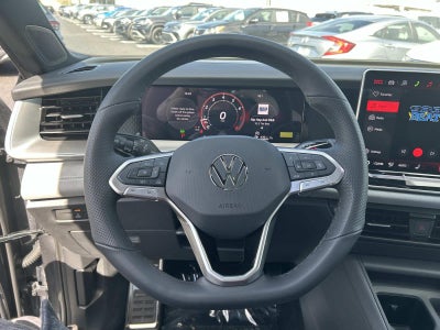 2026 Volkswagen Tiguan SE R-Line Black