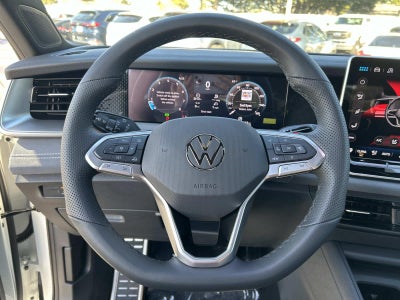 2026 Volkswagen Tiguan SE R-Line Black