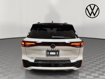 2026 Volkswagen Tiguan SE R-Line Black