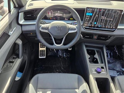 2026 Volkswagen Tiguan SE R-Line Black