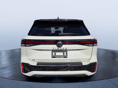 2026 Volkswagen Tiguan SE R-Line Black