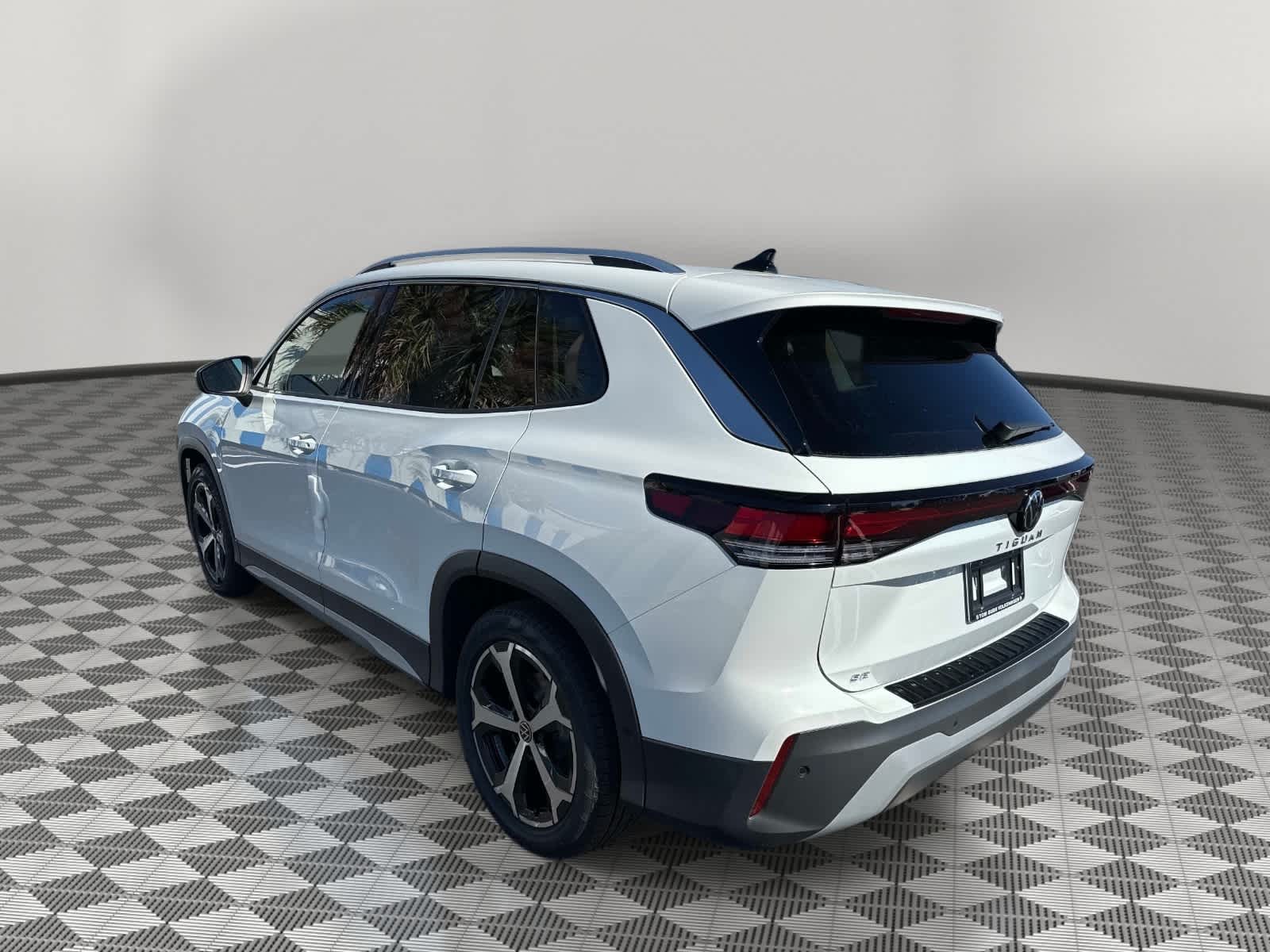 2026 Volkswagen Tiguan SE