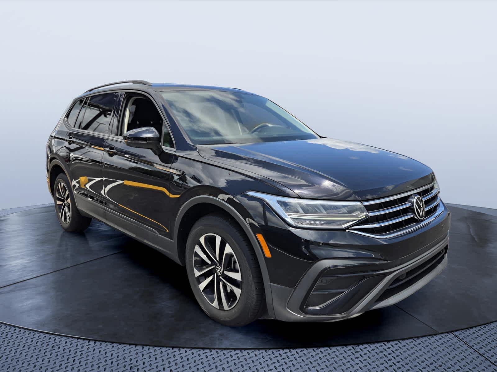 2023 Volkswagen Tiguan S