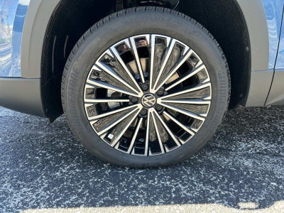 2026 Volkswagen Taos SE