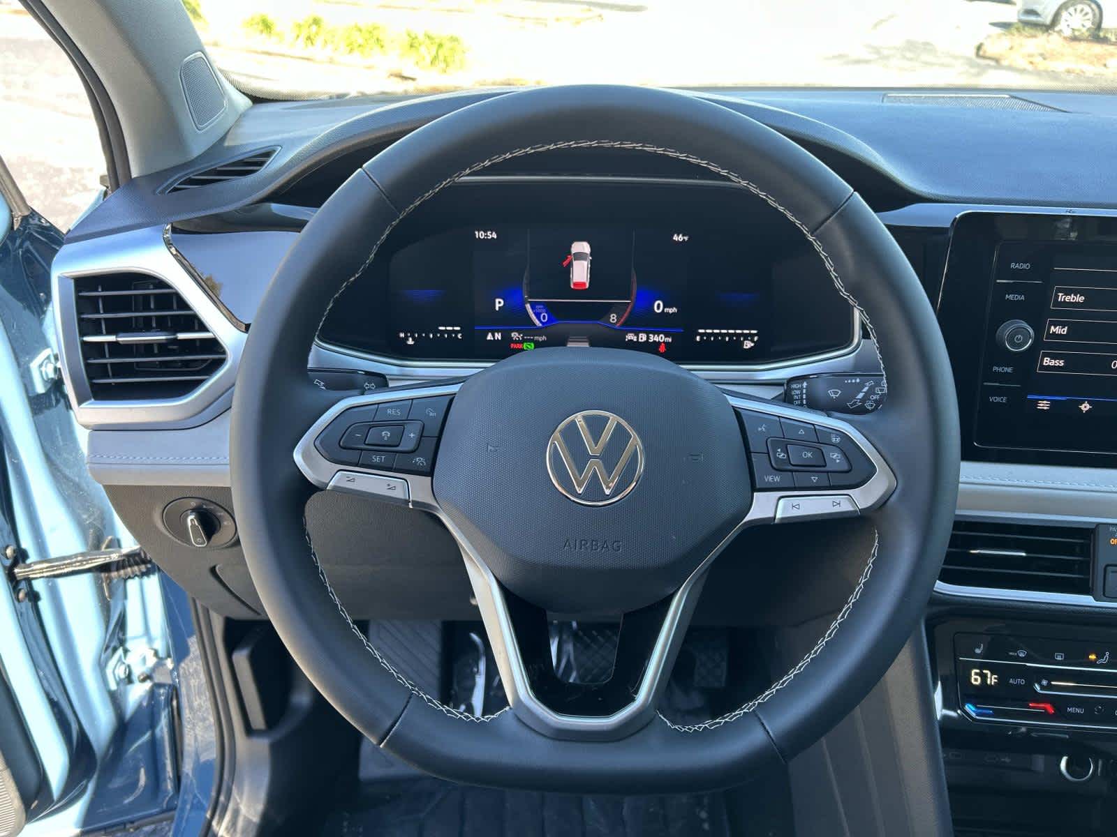 2026 Volkswagen Taos SE