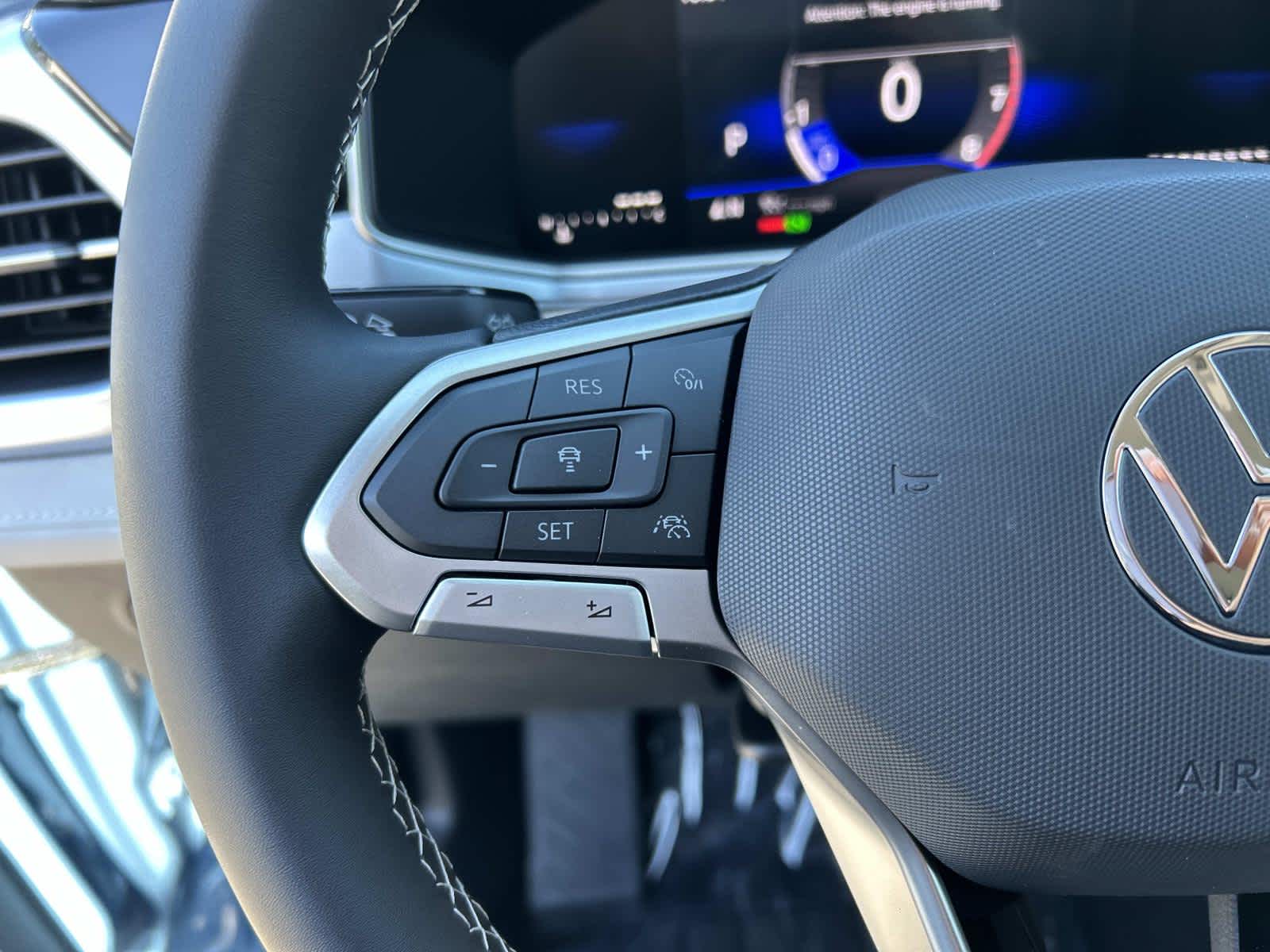 2026 Volkswagen Taos SE