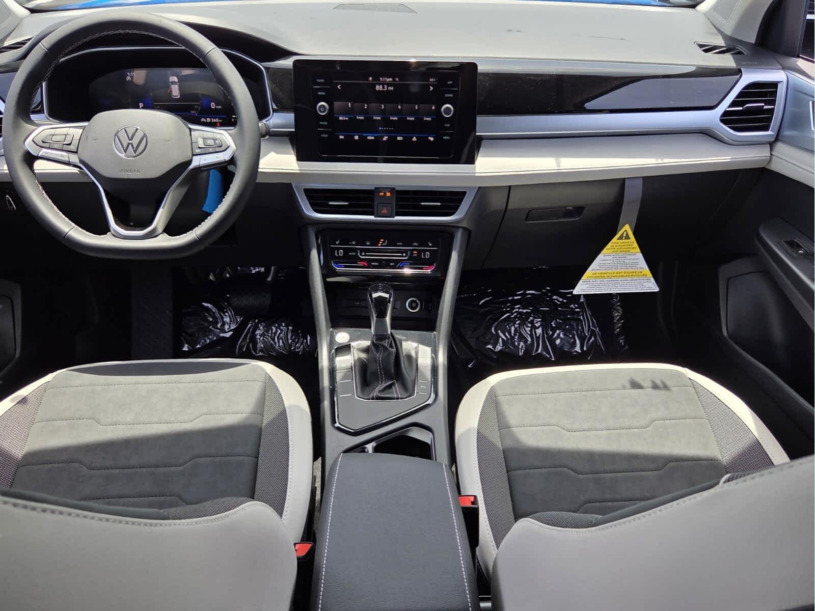 2026 Volkswagen Taos SE