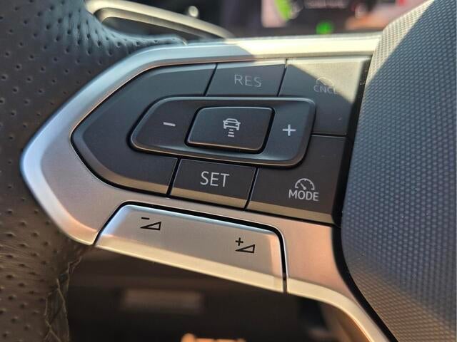 2026 Volkswagen Tiguan SEL R-Line Turbo