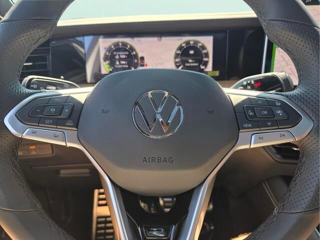 2026 Volkswagen Tiguan SEL R-Line Turbo