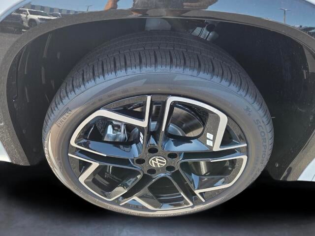 2026 Volkswagen Tiguan SEL R-Line Turbo