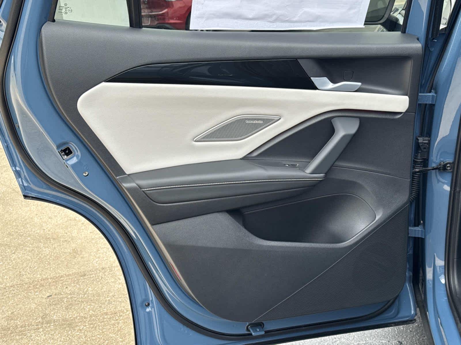 2026 Volkswagen Tiguan SEL R-Line Turbo