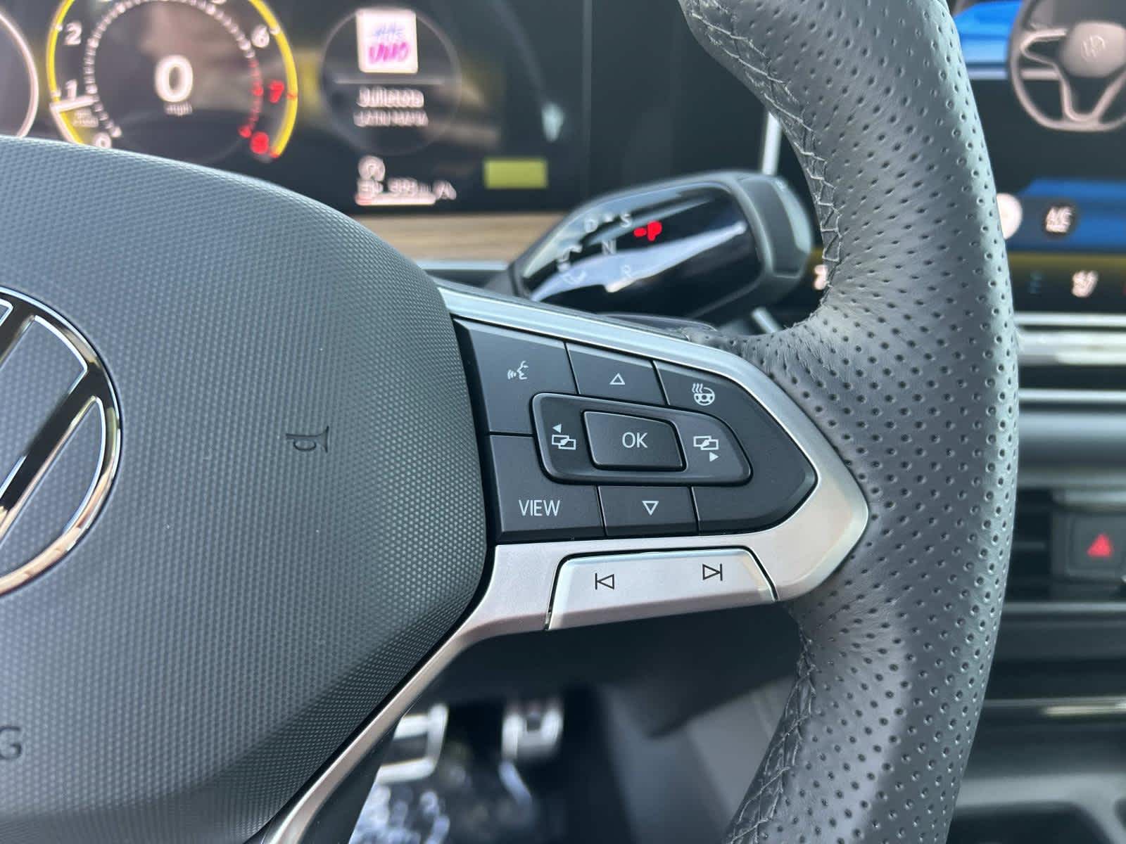 2026 Volkswagen Tiguan SEL R-Line Turbo