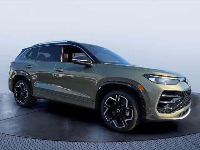 2026 Volkswagen Tiguan SEL R-Line Turbo