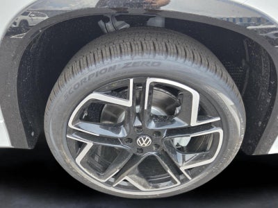 2026 Volkswagen Tiguan SEL R-Line Turbo