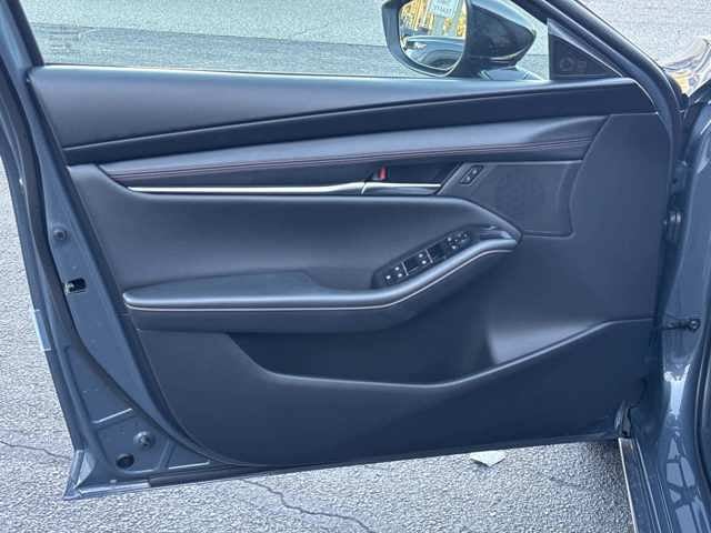 2026 Mazda Mazda3 Hatchback 2.5 S Carbon Edition AWD