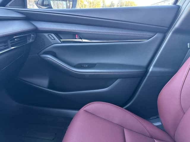 2026 Mazda Mazda3 Hatchback 2.5 S Carbon Edition AWD