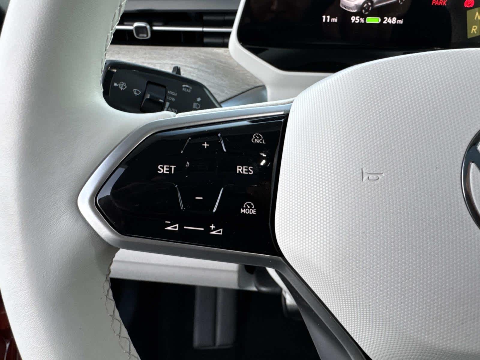 2025 Volkswagen ID. Buzz Pro S