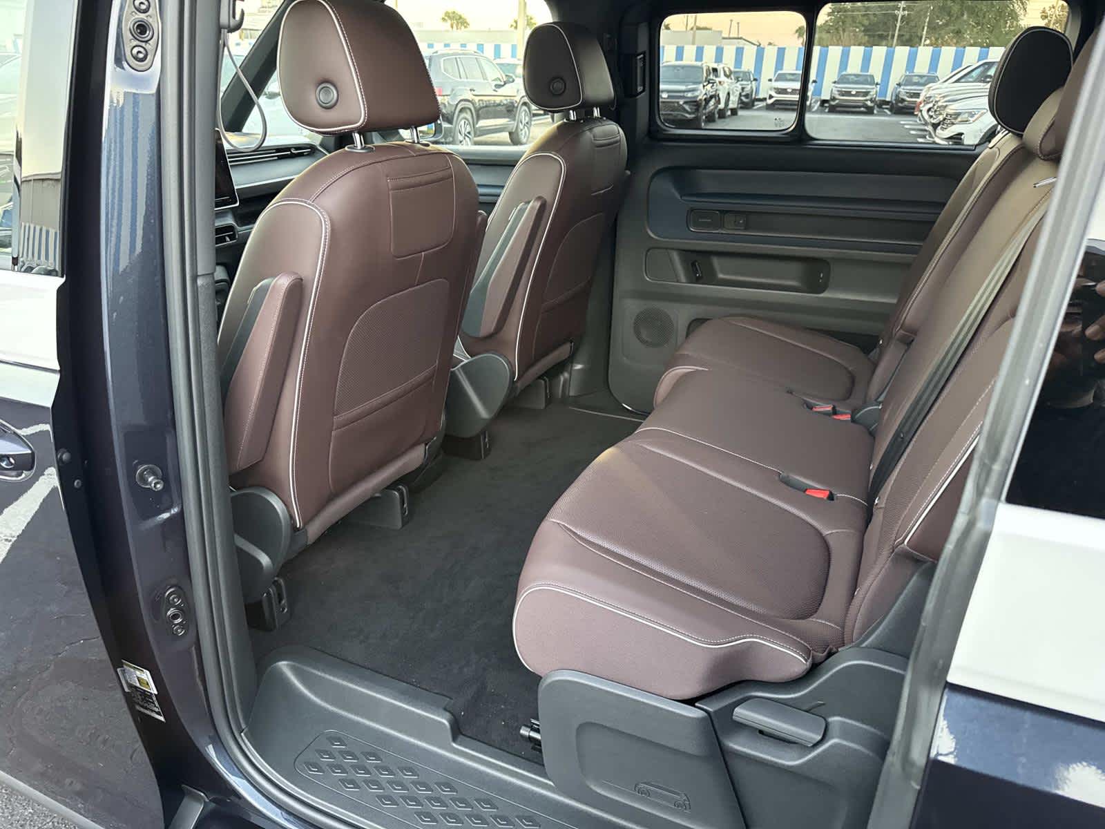 2025 Volkswagen ID. Buzz Pro S Plus