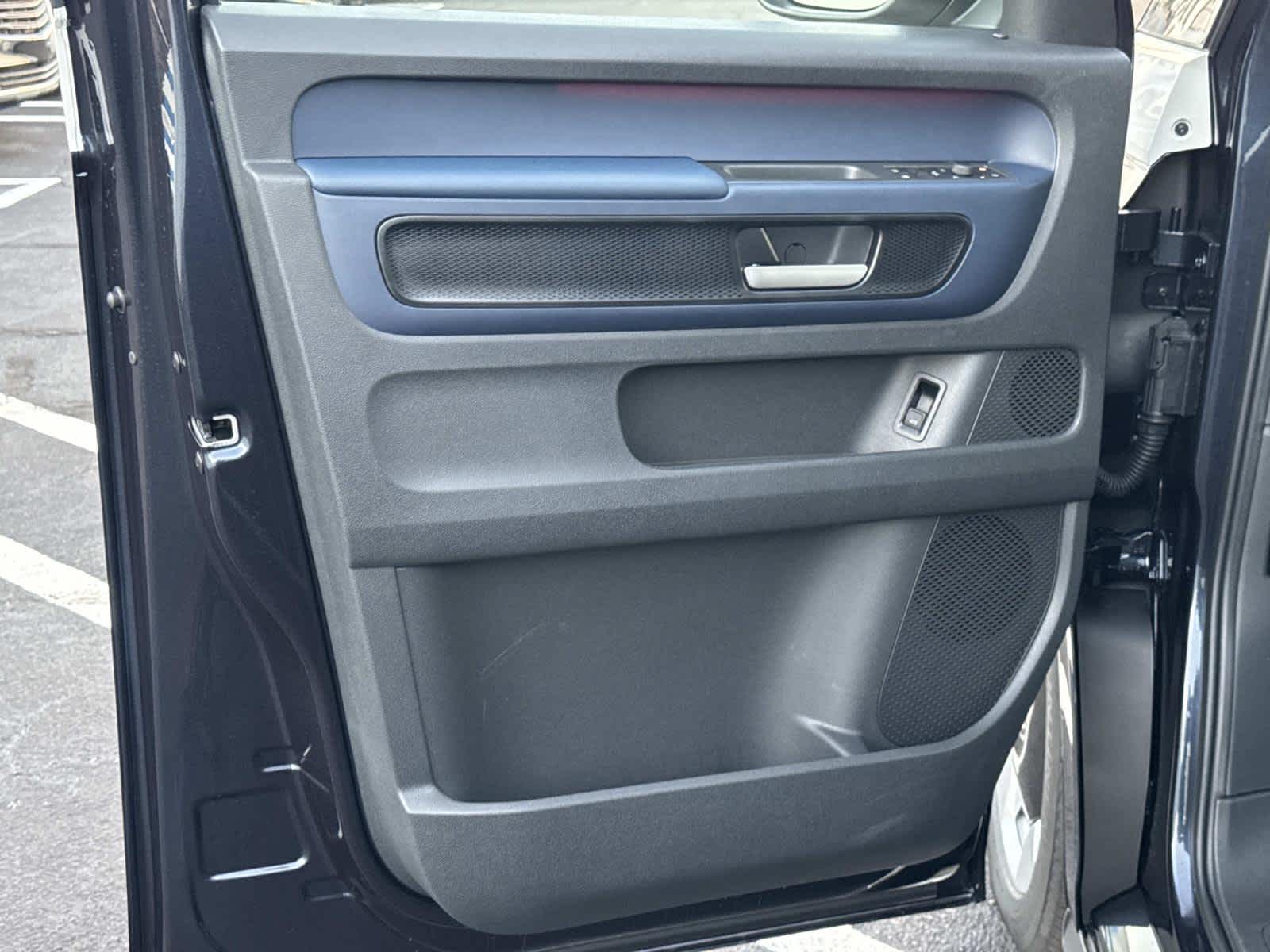 2025 Volkswagen ID. Buzz Pro S Plus