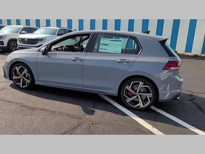 2025 Volkswagen Golf GTI SE