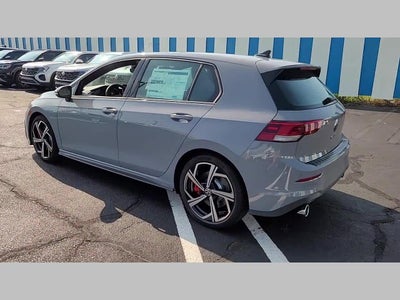 2025 Volkswagen Golf GTI SE
