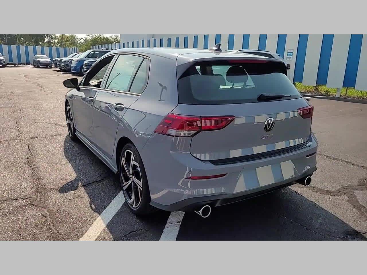 2025 Volkswagen Golf GTI SE