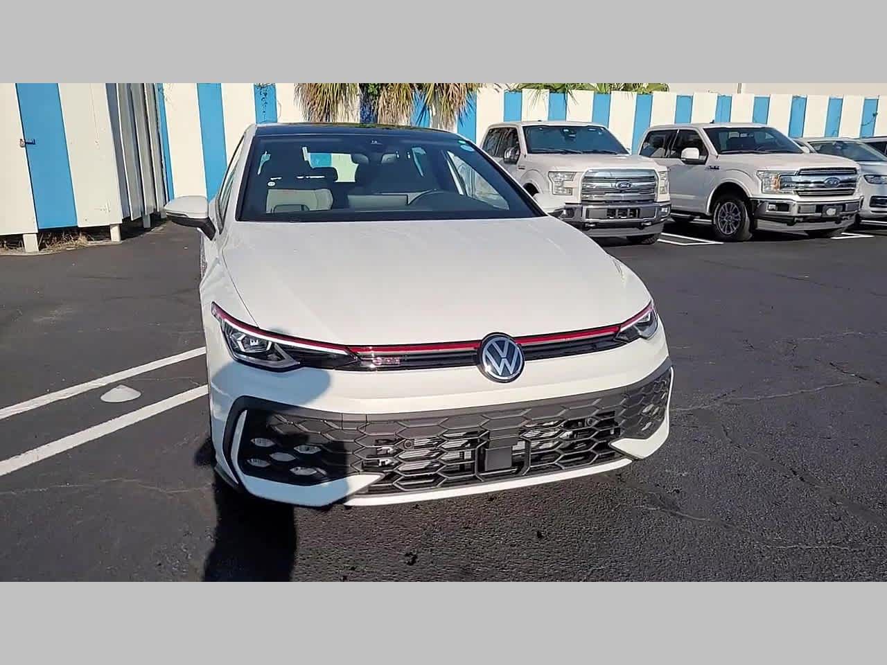 2025 Volkswagen Golf GTI SE