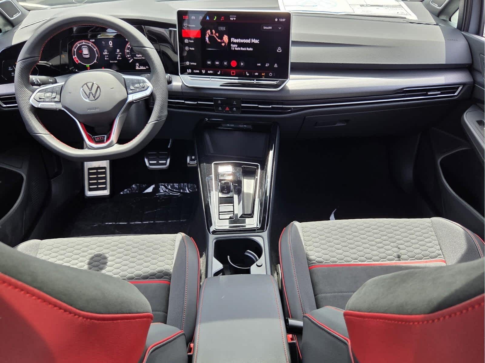 2026 Volkswagen Golf GTI SE