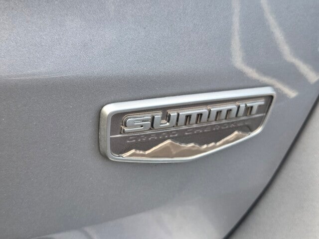 2020 Jeep Grand Cherokee Summit