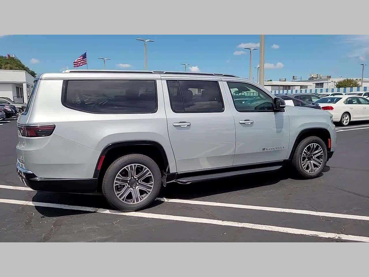 2023 Jeep Wagoneer L Series II