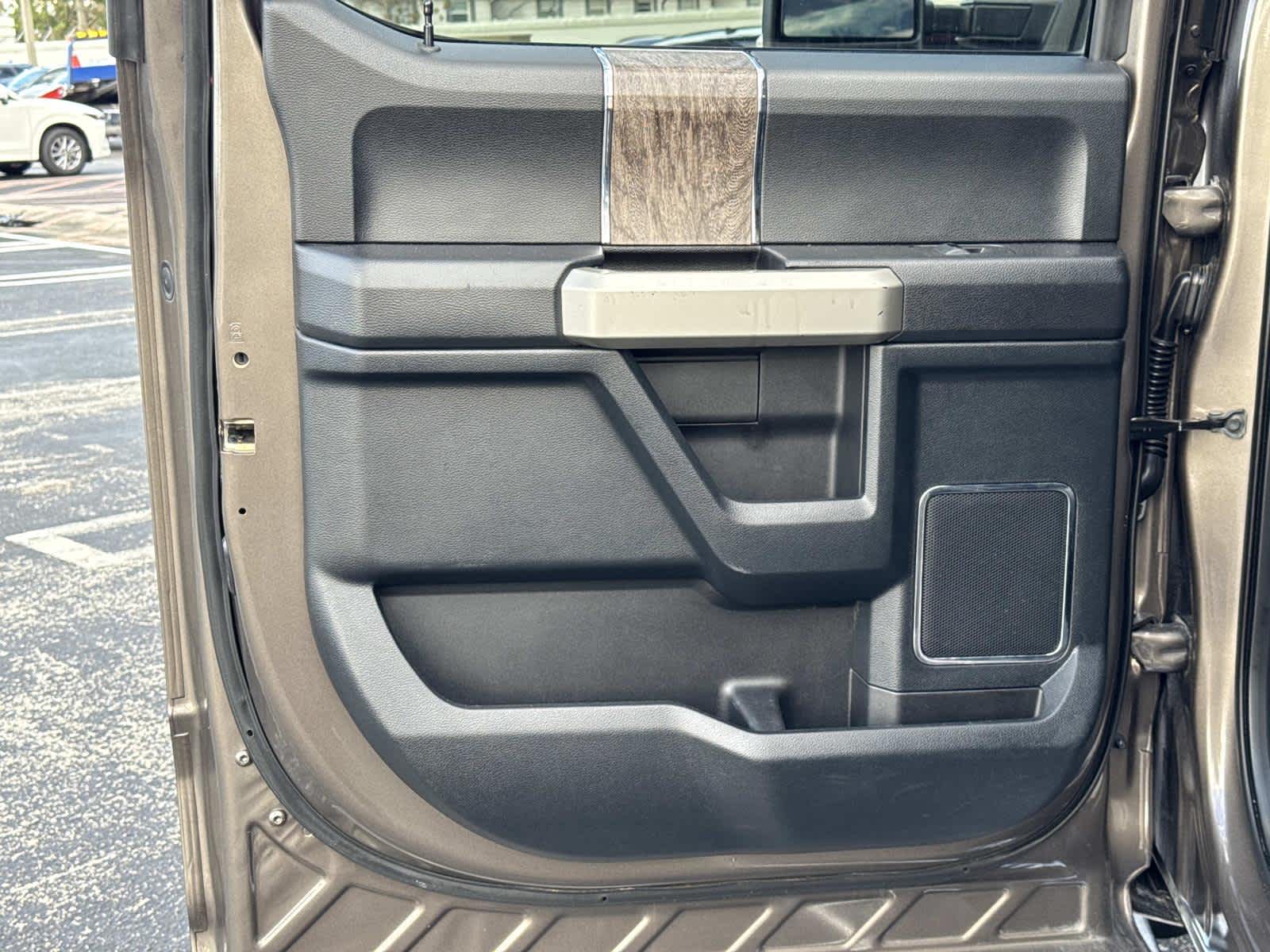 2018 Ford Super Duty F-250 SRW LARIAT