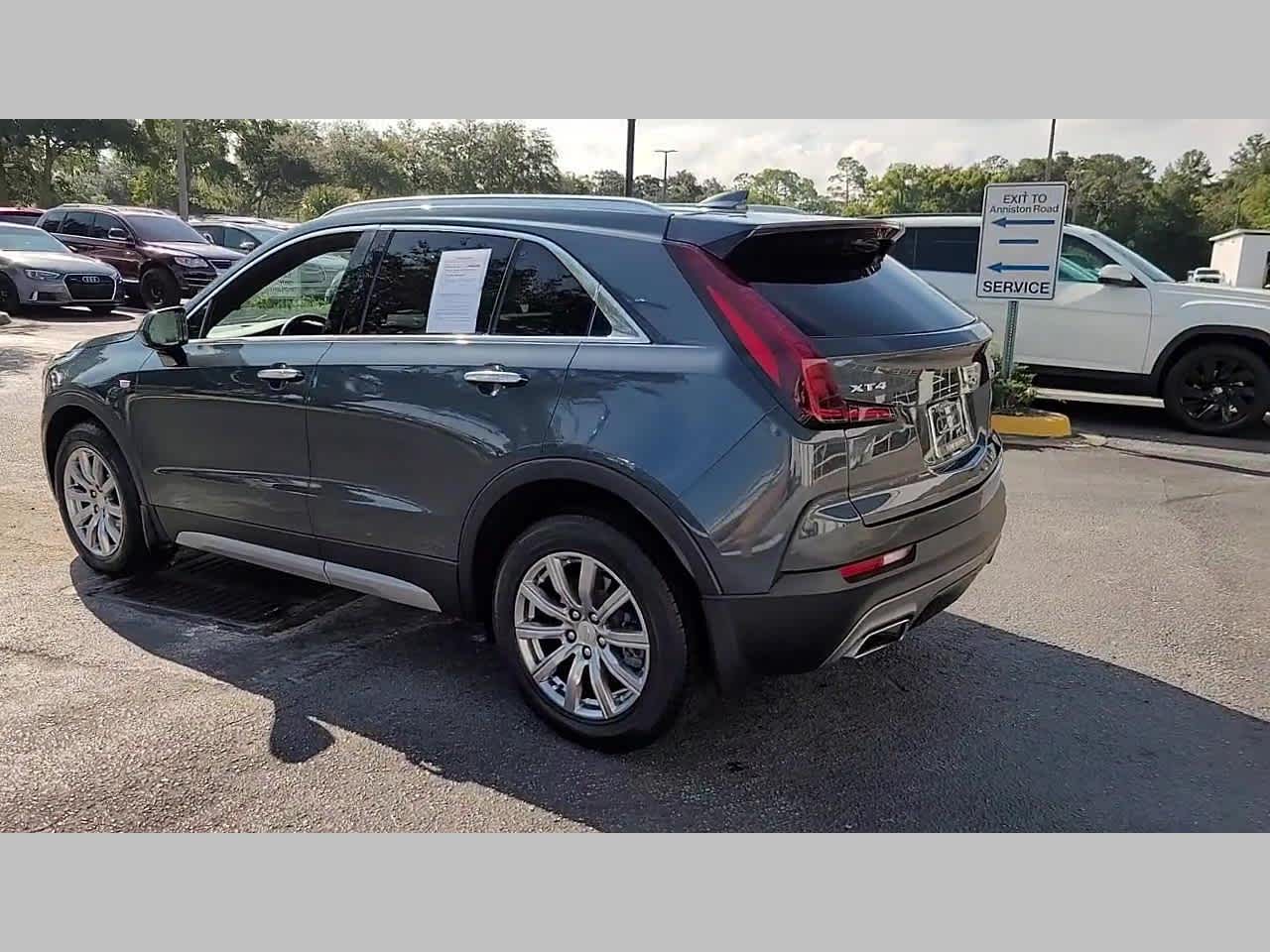 2020 Cadillac XT4 FWD Premium Luxury